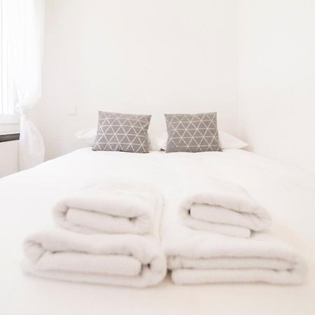 Minty Stay - Velarde Madrid Exterior foto